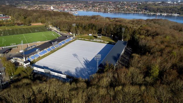 Er det snart slut med superligafodbold på DS Arena, der ligger smukt tæt ved Mariagerfjord? Foto Lars Pauli <i>Foto: Lars Pauli</i>