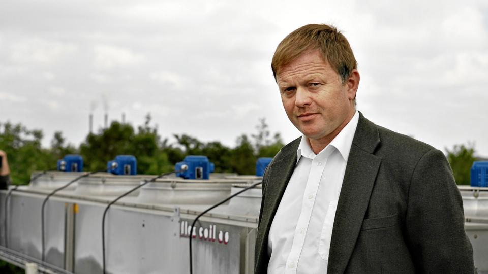 Der har tidligere været mange klager over lugtgener, men direktør Per Pedersen håber på grønt lys til en ny plan for biogasanlægget GFE Krogenskær på Vildmosevej i Brønderslev. Arkivfoto: Bent Bach