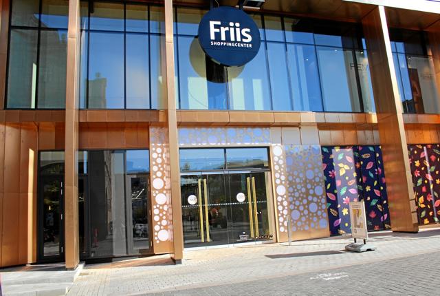Friis Shoppingcenter er blandt dem, der har ændret åbningstider. Arkivfoto