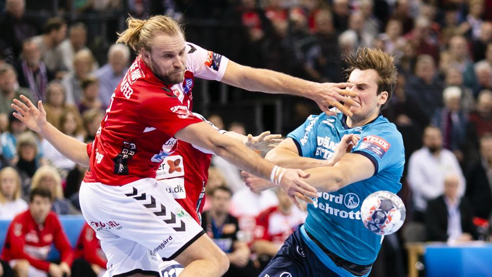 Aalborg Håndbold havde svært ved at få armene ned efter sejren i Flensburg. . Foto: Frank Molter/dpa/Ritzau Scanpix <i>Ritzau Scanpix</i>