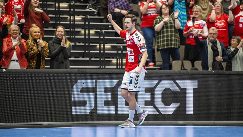 Mark Strandgaard var med fem scoringer indenfor det første kvarter stærkt medvirkende til holdets stærke start. Foto: Henrik Bo <i>Foto: Henrik Bo</i>