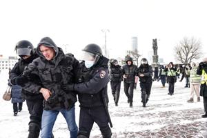 Ngo: Over 4600 krigsmodstandere anholdt i Rusland