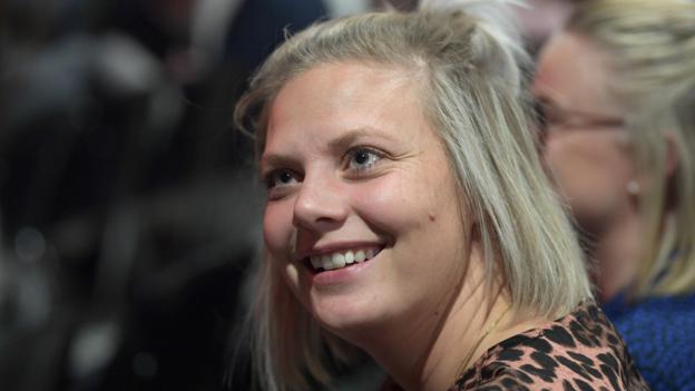 - Musik er en stor del af min hverdag - fra morgen til aften, uanset om jeg er glad eller ked af det. Musikken understøtter stemninger. Betina Staun, 33 år, Nibe