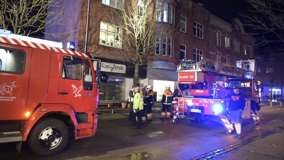 Ingen kom fysisk til skade under de fire brande, der lørdag blev antændt rundt om i Brønderslev. Men de materielle skader var omfattende. Foto: Henrik Simonsen