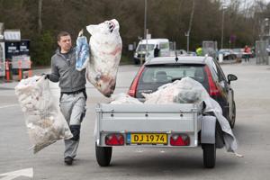 Aalborg Kommune kører igen - efter affald, der kan genbruges