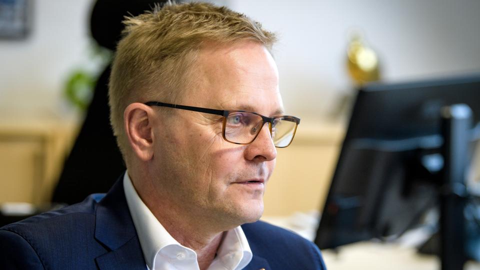 Hans Ejner Bertelsen er fortrøstningsfuld efter ene mand at have talt komiteens sag over for Transportudvalget. <i>Arkivfoto: Bo Lehm</i>