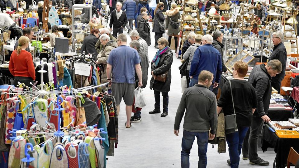Nordjyllands største kræmmer- og loppemarked i Gigantium i Aalborg er i fuld gang og slutter søndag eftermiddag. Arkivfoto: Bente Poder