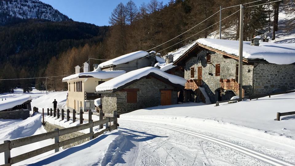 Aostadalen ligger i Italien nær Frankrig og Schweiz. Der er masser af løjper til klimavenlig langrend. Foto Esben Agerlin Olsen