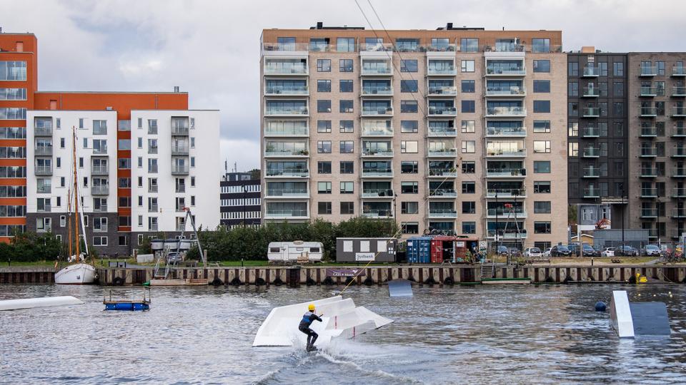 Forvandlingen af Østre Havn var en af de ting i Aalborg, som gæsterne så nærmere på. Foto: Henrik Bo <i>Foto: Henrik Bo</i>