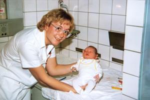 Dum dag at føde: Nordjyske jordemødre fejrer jubilæum