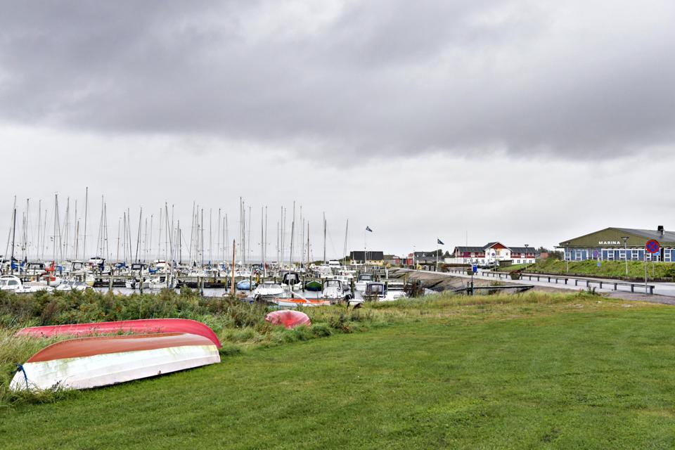 Snart bliver der mere liv ved marinaen i Hvalpsund. Seks nye lejeboliger er på vej. Arkivfoto: Bent Bach