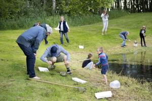 Naturaktiviteter til Vejlernes Dag: - Børnene ligner jo en million, når de har fanget en fisk