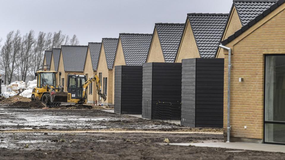 Der skal blandt andet bygges gavlhuse, parcelhuse og almennyttige i oplandsby til Aalborg Arkivfoto: Michael Koch
