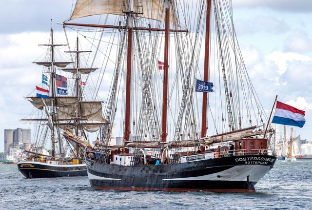 Sommerens Tall Ships Races tiltrak mange turister, og de lagde tilsammen et stort millionbeløb i Aalborg. Arkivfoto: Henrik Bo