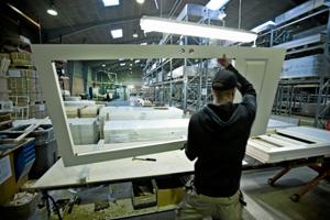 Nordjysk dørfabrik omsætter for over en milliard kroner for fjerde år i træk