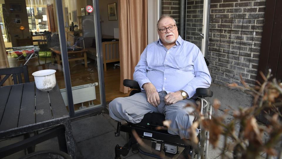 - Jeg mangler sådan nogen at snakke med. Jeg er meget ensom. Det føles tungt, siger Kai Faxager. Foto: Mette Nielsen <i>Mette Nielsen</i>