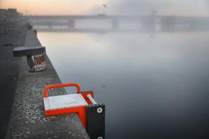 Unge balancerer ofte på Limfjordsbroens rækværk, så byråd er ikke lun på at hegne havnen