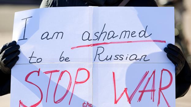 Irina Hansen tager tydeligt tager afstand fra krigen i Ukraine indledt af russerne. Foto: Bo Lehm <i>Bo Lehm</i>