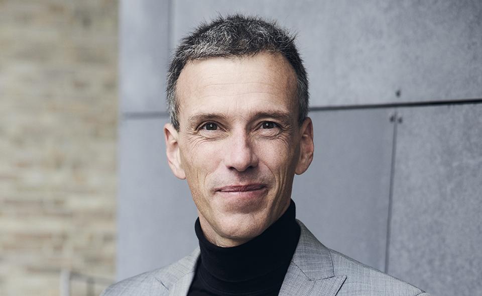 Forsker Jeppe Trautner kritiserer Forsvarets tilstand. Meget materiel er forældet eller decideret fraværende. Der mangler eksempelvis ammunition på tværs af alle værn. Foto: PR