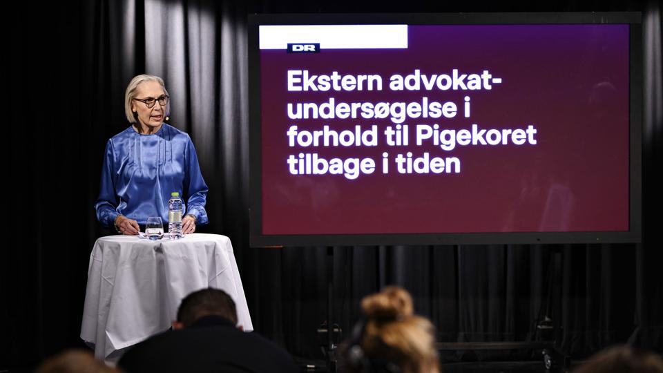 I november sidste år holdt DR en pressebriefing om advokatundersøgelsen af forholdene i DR Pigekoret. Her gav DR's generaldirektør, Maria Rørbye Rønn, en undskyldning til de tidligere kormedlemmer. <i>Philip Davali/Ritzau Scanpix</i>