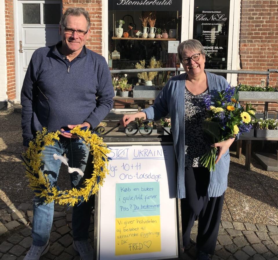 Lotte Larsen og Leo Nysom driver blomsterbutikken ChaNoLa. Foto: Victor Bjerre