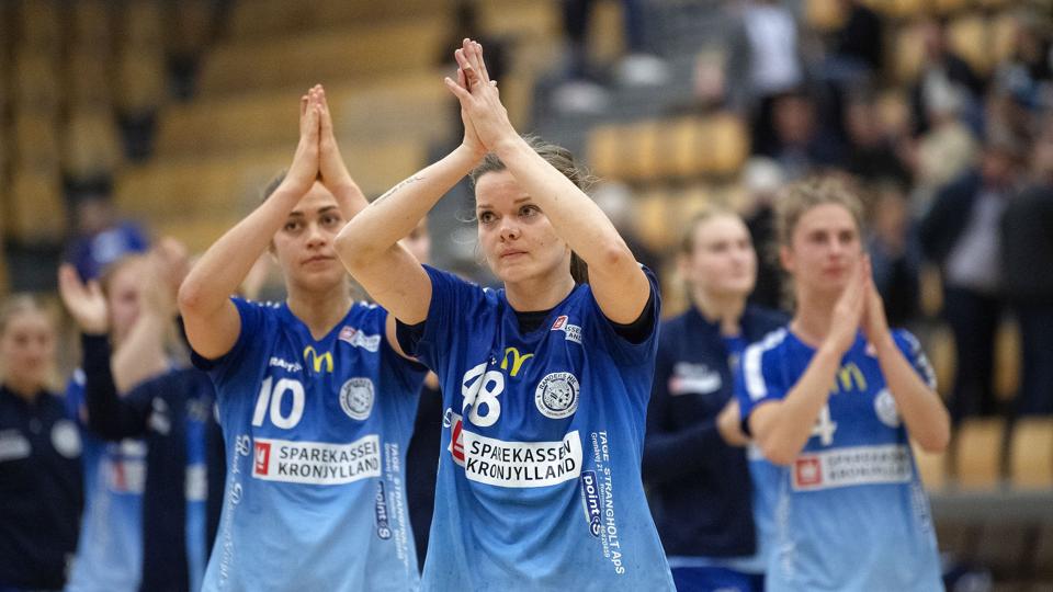 Spillerne fra Randers HK kan glæde sig over, at der kommet bedre styr på økonomien i klubben. (Arkivfoto). <i>Bo Amstrup/Ritzau Scanpix</i>