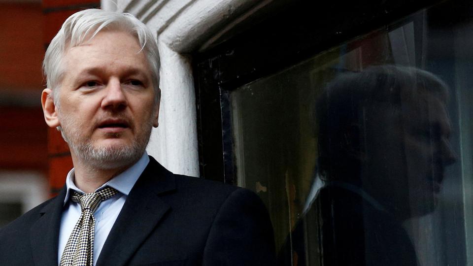 Assange er blandt andet tiltalt for brud på USA's spionagelovgivning og for at hacke regeringens computere (Arkivfoto). <i>Peter Nicholls/Reuters</i>