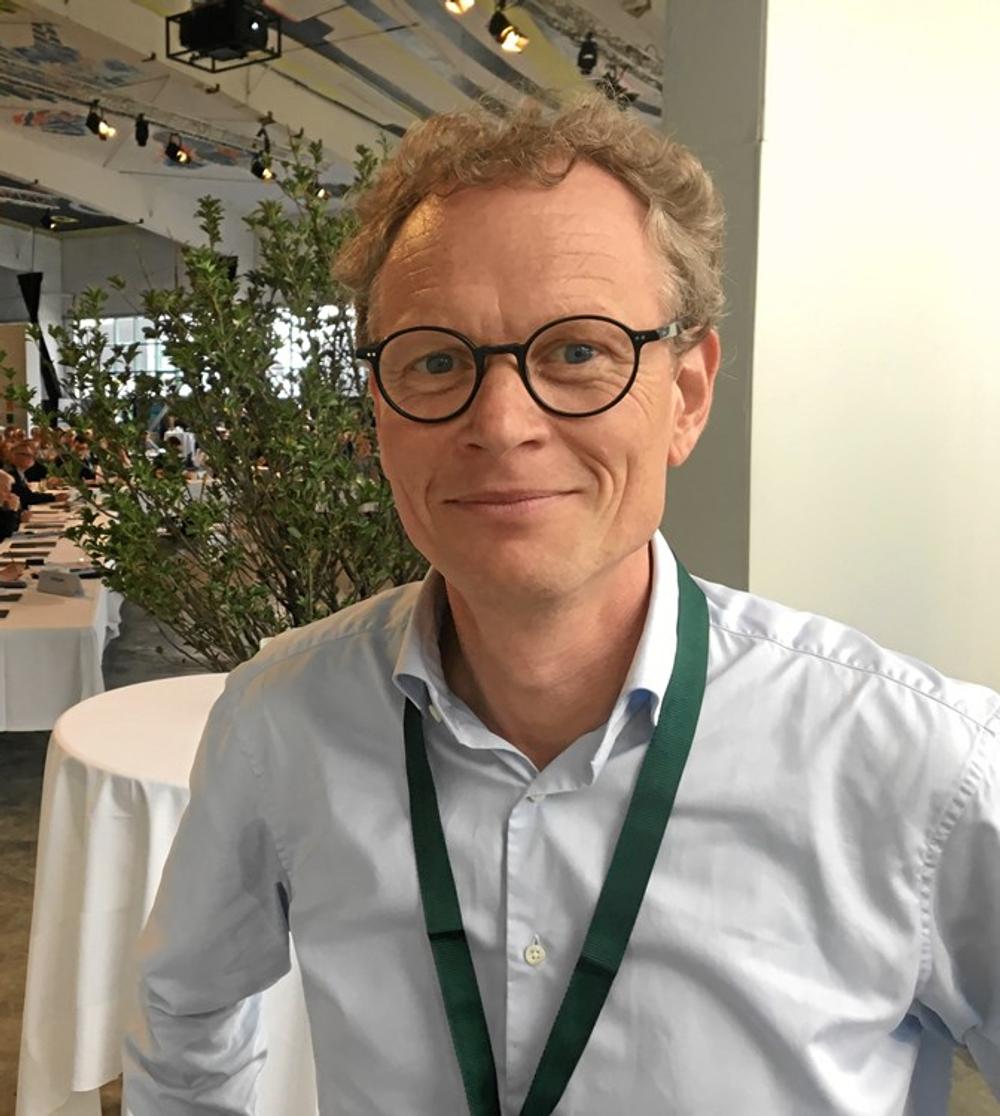 Lars Autrup, direktør i Arkitektforeningen, kalder det nye politiske udspil for både lovende og spændende. Lars Autrup, direktør i Arkitektforeningen, kalder det nye politiske udspil for både lovende og spændende.