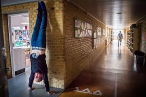 Gymnast tager springet: Ny leder af idrætsskole i Onsild