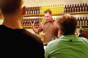 Aalborg-bartender smagte næsten sejren i cocktail-konkurrence