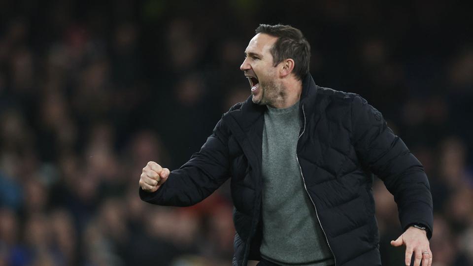 Frank Lampard fik torsdag sin blot anden Premier League-sejr som manager for Everton og brækkede sin venstre hånd i processen. <i>Lee Smith/Ritzau Scanpix</i>