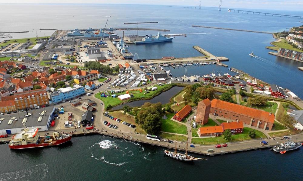 Flådestationen fylder godt op i det sydsjællandske. Her overbliksbillede over Korsør Havn.  Flådestationen fylder godt op i det sydsjællandske. Her overbliksbillede over Korsør Havn.