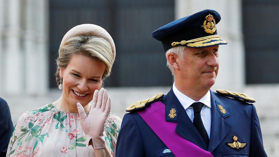 Dronning Mathilde og kong Philippe af Belgien ses her på den belgiske nationaldag, 21. juli, sidste år. <i>Johanna Geron/Reuters</i>