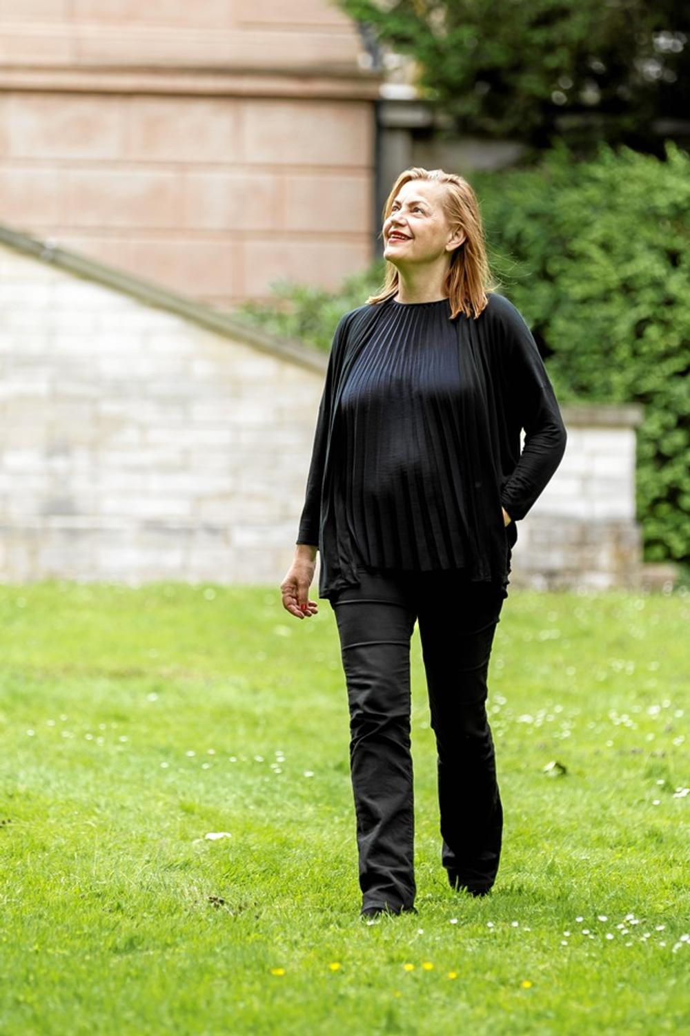 Arkitekt Kristine Jensen fortæller om redningsforsøg af firmaet, som bærer hendes navn. Arkitekt Kristine Jensen fortæller om redningsforsøg af firmaet, som bærer hendes navn.