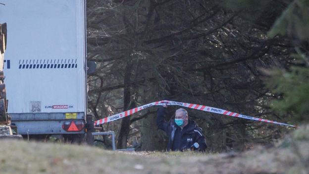 Politiet arbejdede på to mulige gerningssteder i Hammer Bakker og i Dronninglund Storskov. Det var i Dronninglund, at politiet fandt ligdele efter Mia. <i>Arkivfoto: Martin Damgård</i>