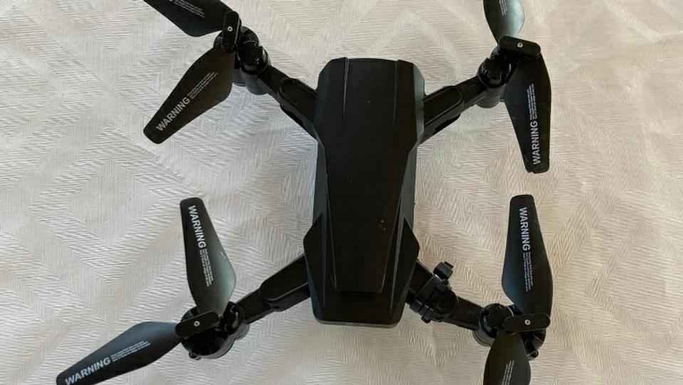 Hvem ejer denne drone? Det er fortsat uvist. Privatfoto