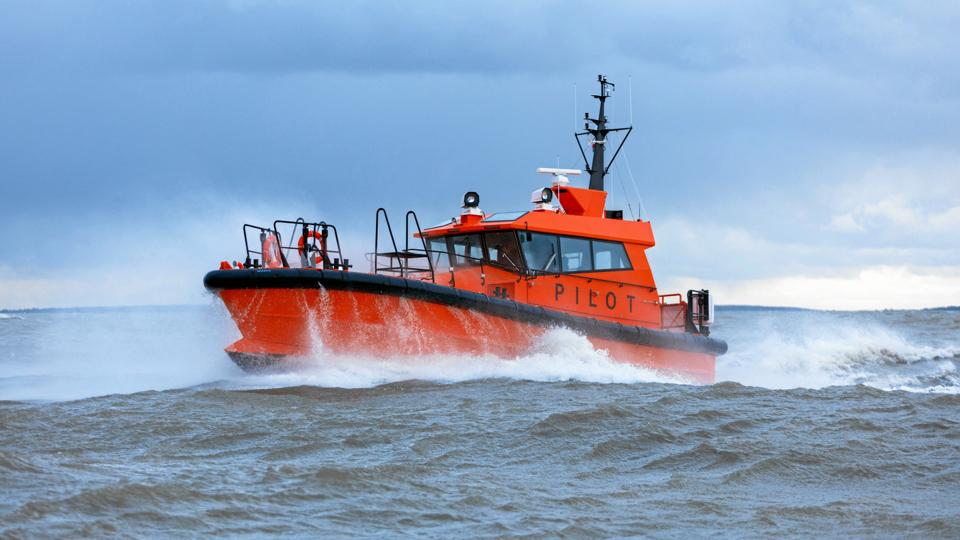 DanPilots flåde omfatter 33 lodsbåde, der transporterer lodser fra 22 lodsstationer ud til de mange tusinde skibe, som hvert år passerer gennem de indre danske farvande. Arkivfoto