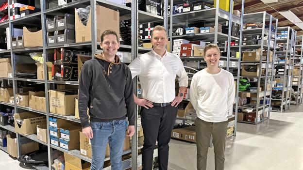 Buus Nielsen-brødrene sammen med Cykelgear.dk's nye adm. direktør i midten. PR-foto.