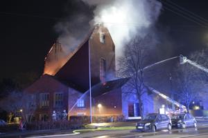 Brand i Hyltebjerg Kirke i Vanløse er slukket