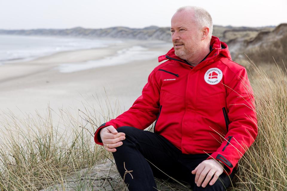 Indehaveren af et af Nordjyllands førende feriehusudlejningsfirmaer, Jan Brusgaard, ser i disse år ind i en helt ny virkelighed. <i>Arkivfoto: Bo Lehm</i>