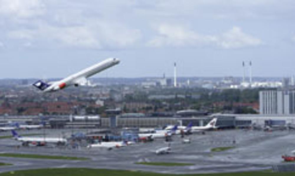 Københavns Lufthavne dækker et areal på 12 km², hvor der i alt skal indbygges 12.000 HPFI-afbrydere fordelt over 21 etaper. (Foto. Arne V. Petersen/CPH)