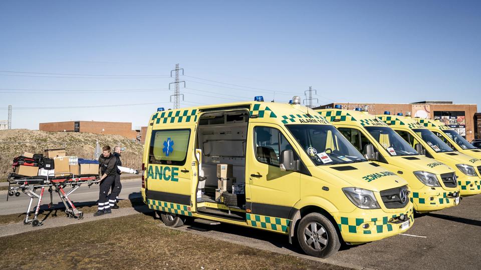 Den 4. marts sendte Falck 30 ambulancer til Ukraine og nabolandene. Nu sender Region Syddanmark yderligere fem ambulancer til Ukraine. <i>Mads Claus Rasmussen/Ritzau Scanpix</i>