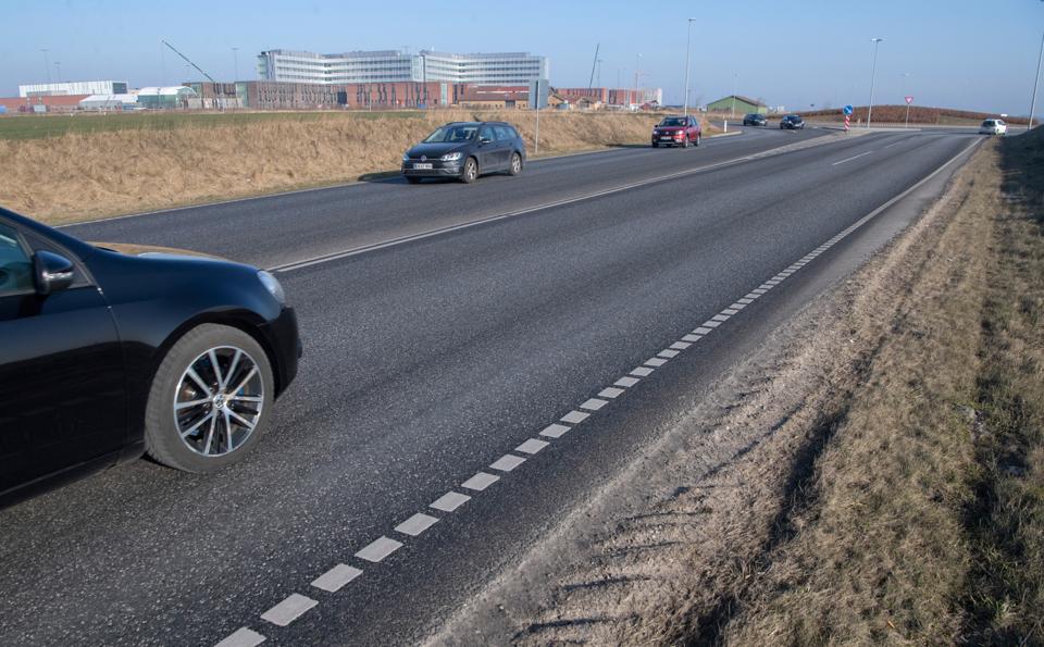 Der er ikke langt fra Gistrup til det ny universitetshospital i Aalborg Øst. Men beboerne i oplandsbyen kommer ikke til at kunne tage en direkte bus sygehuset, når den ny Plusbus er færdig. <i>Arkivfoto: Henrik Louis</i>