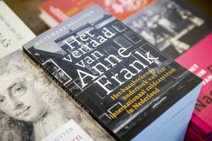 Omstridt Anne Frank-bog udkommer som planlagt i Danmark