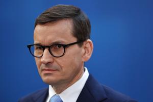Polen: EU bør indføre sanktioner på russisk olie, gas og kul