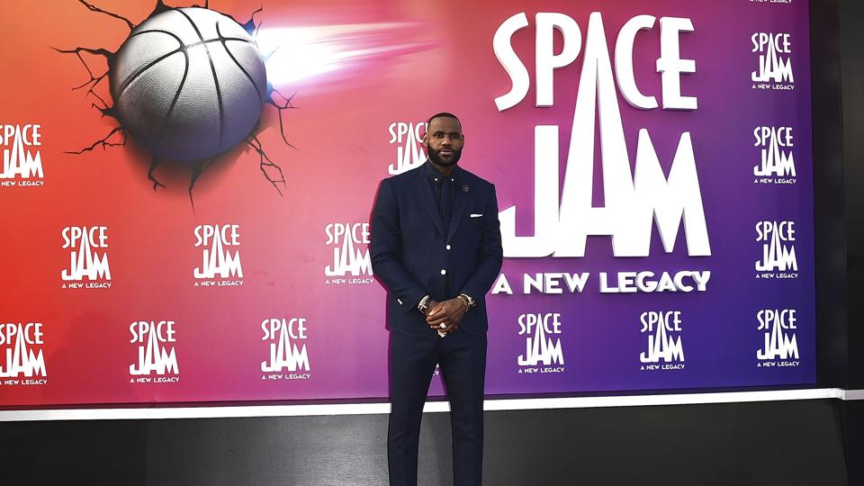 LeBron James ses her til verdenspremieren på "Space Jam": A New Legacy" i juli 2021. <i>Jordan Strauss/Ritzau Scanpix</i>