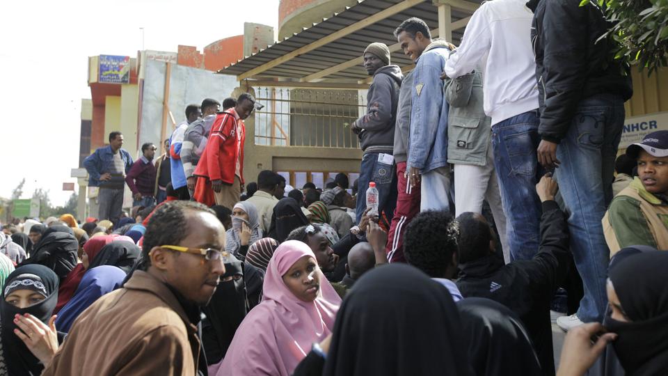 Østafrikanske flygtninge og asylansøgere i Egypten har i årevis demonstreret foran FN's Flygtningeagenturs egyptiske hovedsæde i Kairo. Billedet her er fra 2011. (Arkivfoto). <i>Ben Curtis/Ritzau Scanpix</i>