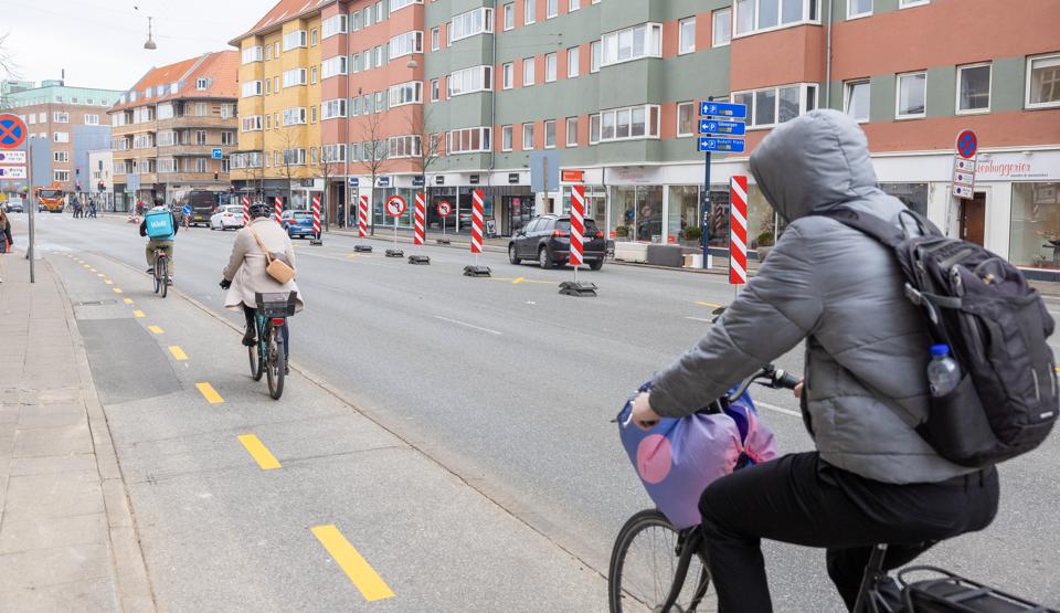 Der er mange nye cykelparkeringspladser og grøn bølge på vej til cyklisterne, hvis forslag realiseres. Arkivfoto: Kim Dahl Hansen
