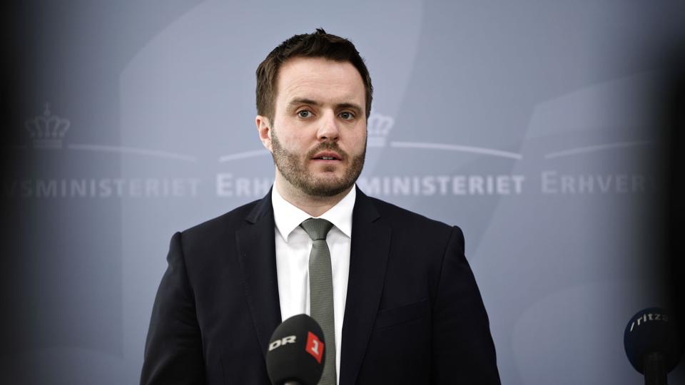 Erhvervsminister Simon Kollerup (S) har besluttet at følge en henstilling fra Det Systemiske Risikoråd og øge bankernes såkaldte kontracykliske kapitalbuffer(Arkivfoto). <i>Philip Davali/Ritzau Scanpix</i>