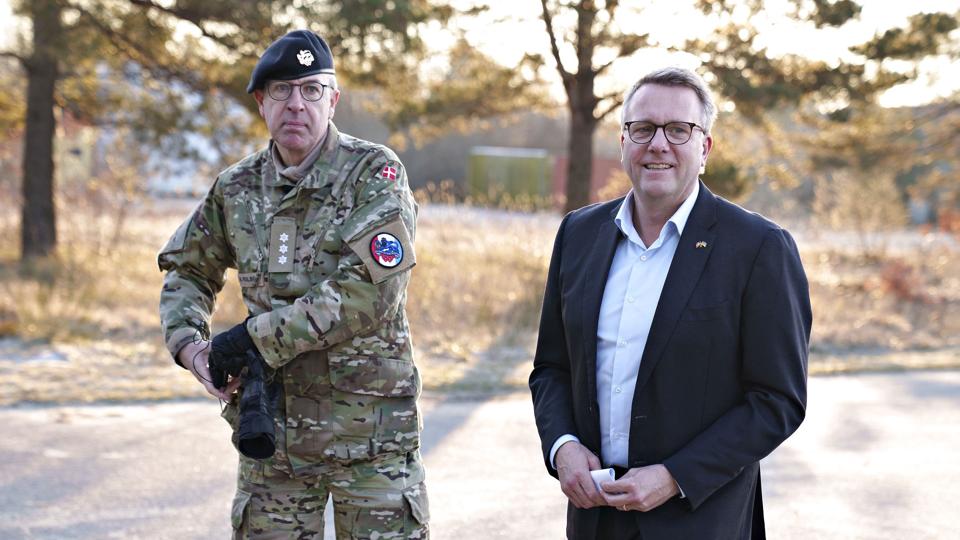 Det kan koste ansatte i Forsvaret jobbet, hvis de tager til Ukraine for at kæmpe. Det bekræfter forsvarsminister Morten Bødskov over for Folketingets Forsvarsudvalg. (Arkivfoto). <i>Henning Bagger/Ritzau Scanpix</i>